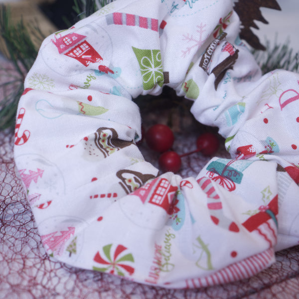 Merry & Bright Scrunchie