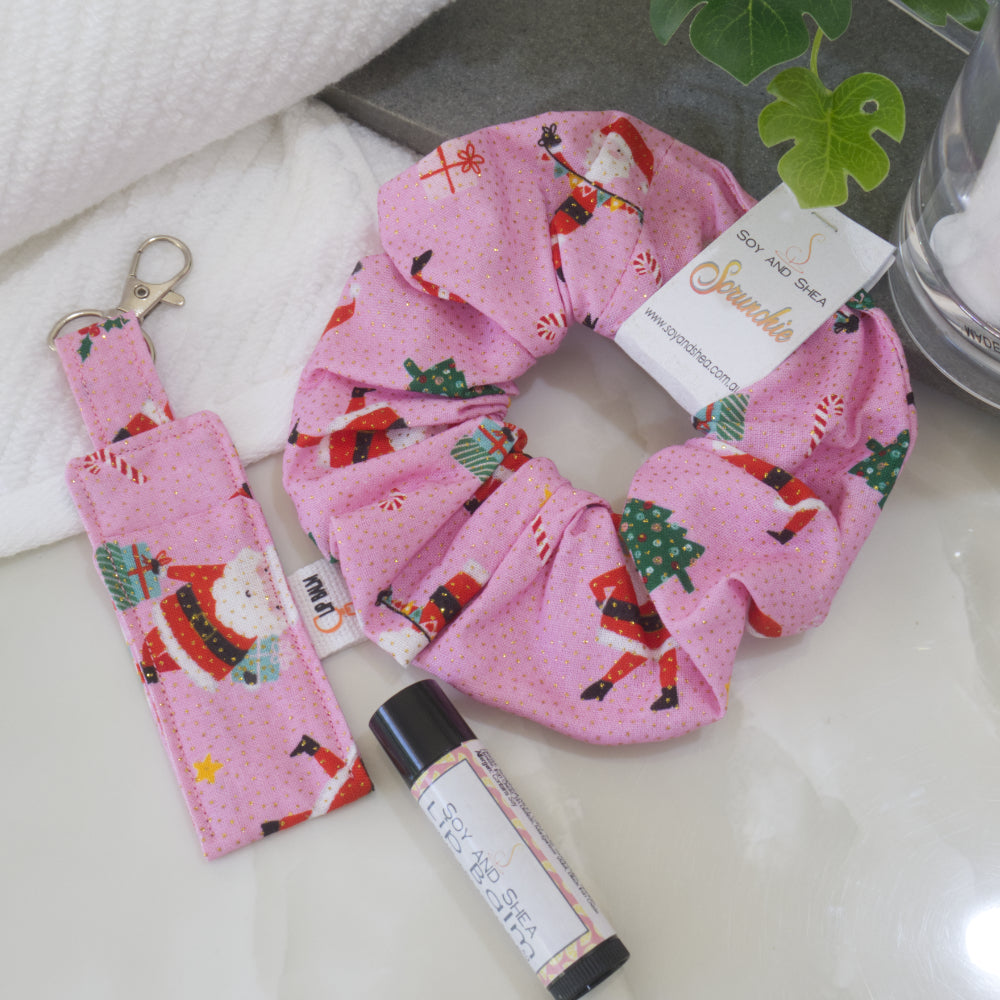 Grooving Santa Accessory Set